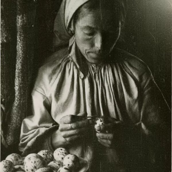 Великодні світлини з українських архівів: неповторні знімки