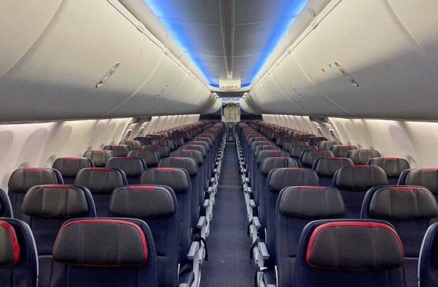 Дружина пілота застерегла про небезпеки: не вдягайте це в літак