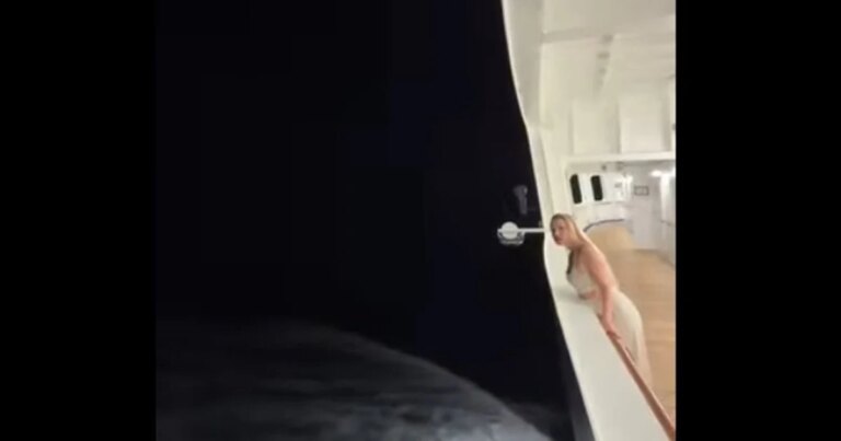 Жахлива ніч у відкритому морі: блогерка показала відео з лайнера 2