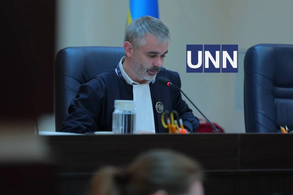 Єрмак розкрив деталі своєї справи: про консультації астрологів та таємничого поручителя 15