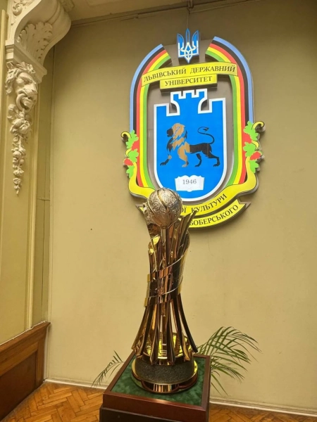 "Шахтар" чи "Динамо": хто здобуде Кубок України у Львові? Анонс грандіозного фіналу 20