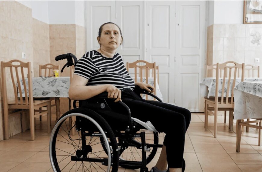 “Заплакала дві ночі”: українку на інвалідному візку видворили до притулку&hellip;