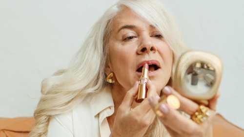 Маскара після 50: як уникнути додавання собі років