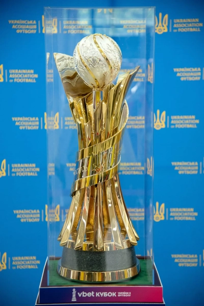 "Шахтар" чи "Динамо": хто здобуде Кубок України у Львові? Анонс грандіозного фіналу 22
