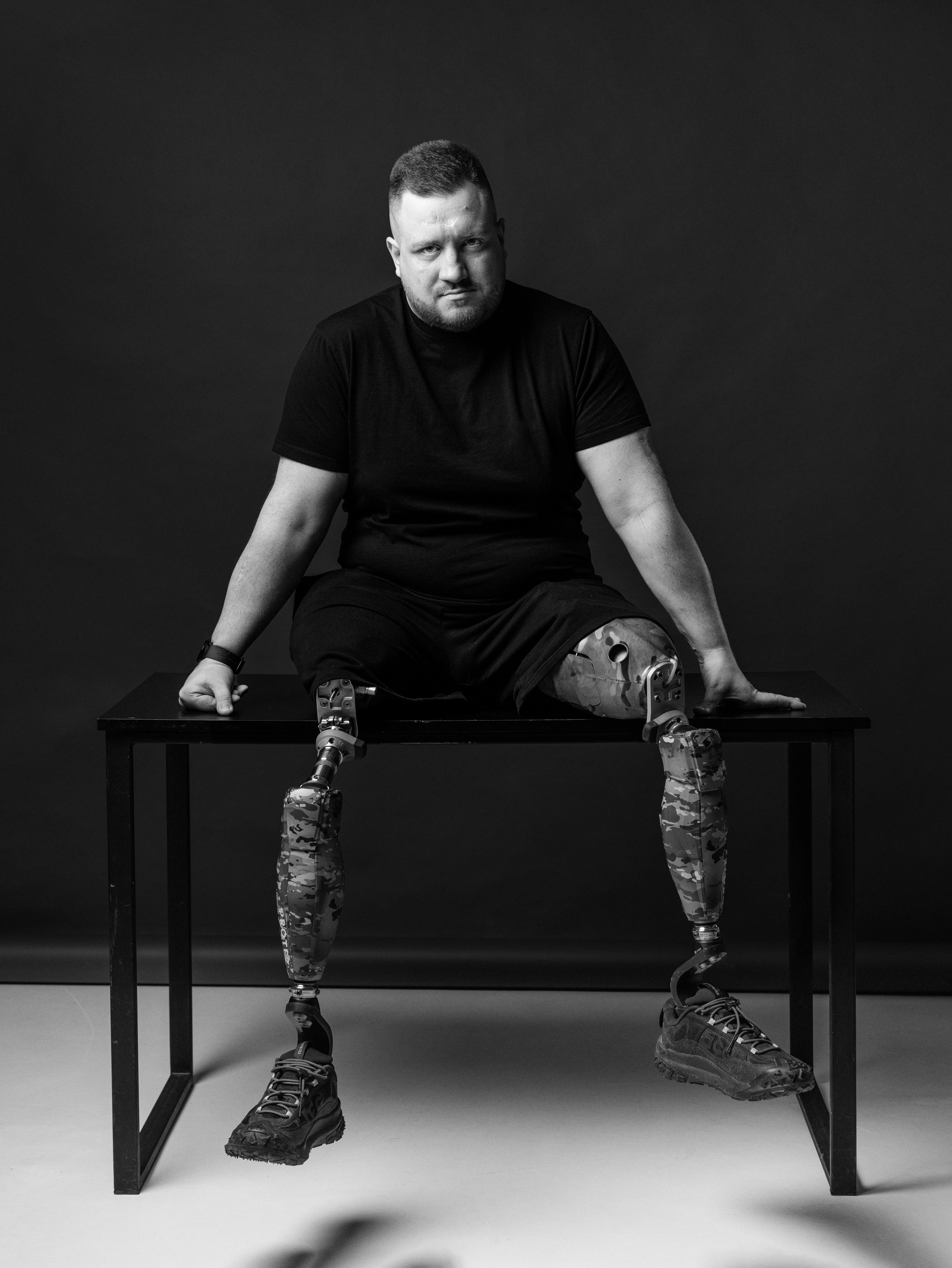 "Тіло пам'ятає": 27 червня у Києві стартує унікальна фотовиставка за участю українських захисників2