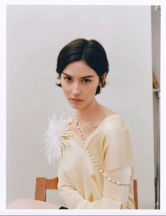 Нове натхнення Chanel: Грейсі Абрамс — обличчя парфуму Coco Mademoiselle Crush Absolu0