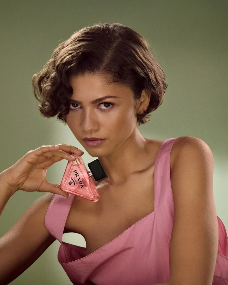 Зендея — нове представницьке обличчя Prada Beauty 6