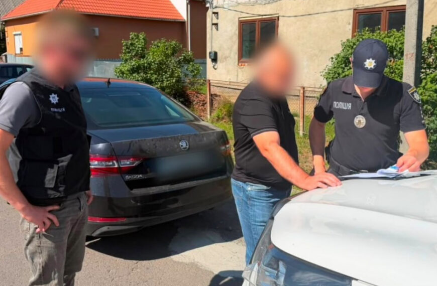 На Закарпатті спіймали тих, хто незаконно вирубував букові ліси