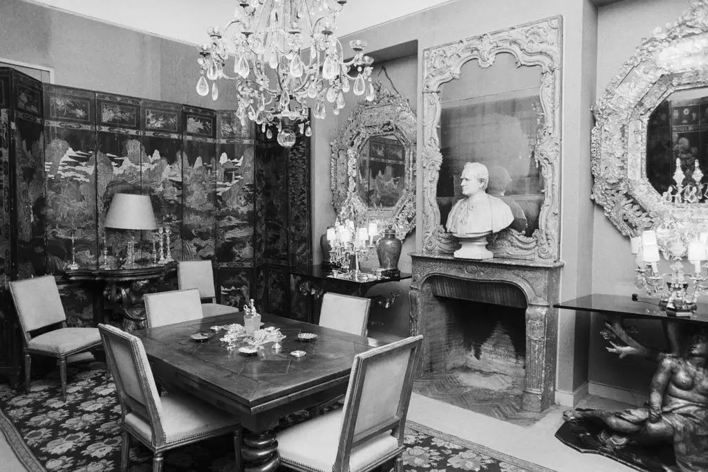 Coco Chanel's iconic Parisian homes that capture her eclectic style in 7 photos4