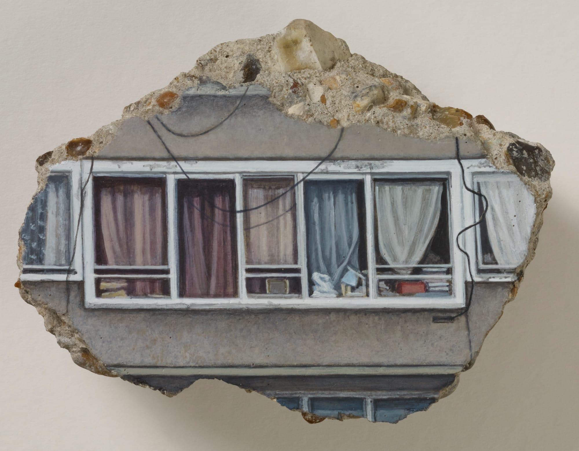 On Concrete Remnants of London's Aylesbury Estate, Harriet Mena Hill Preserves a Community4
