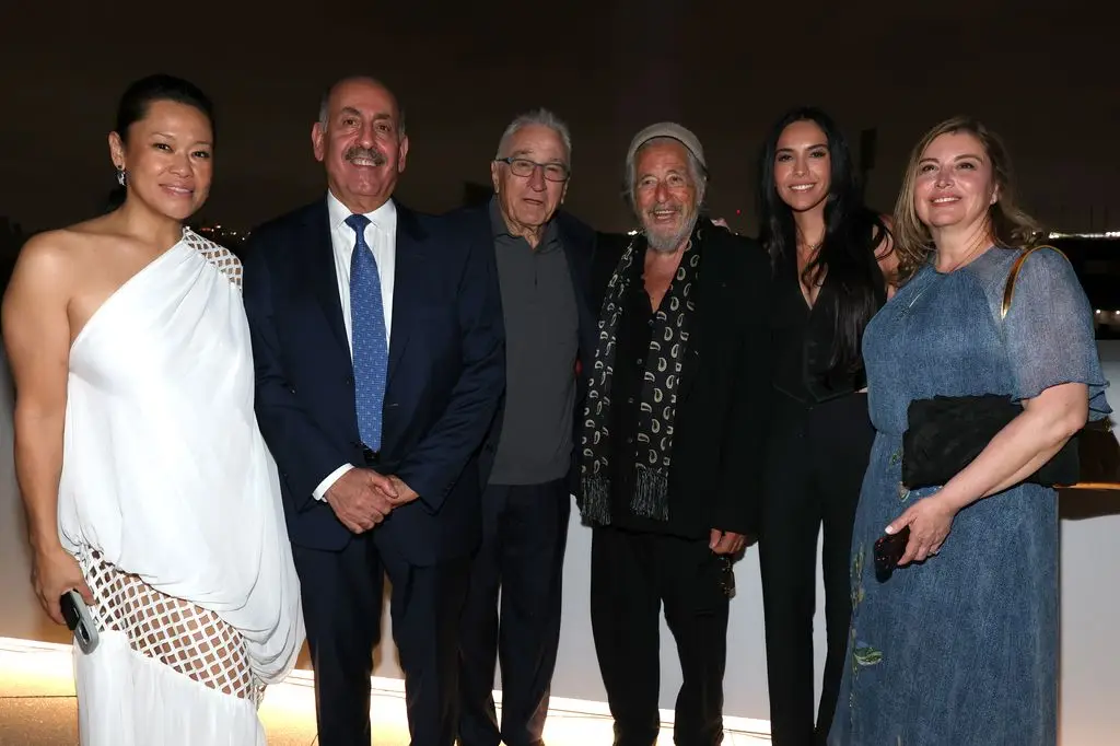 Al Pacino, 86, makes rare appearance with Noor Alfallah, 32, in touching family post4