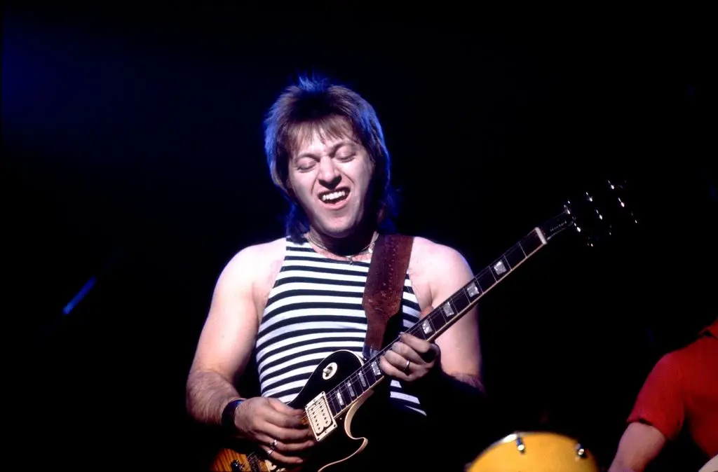 Can you identify these 15 famous one hit wonders from just one line?27