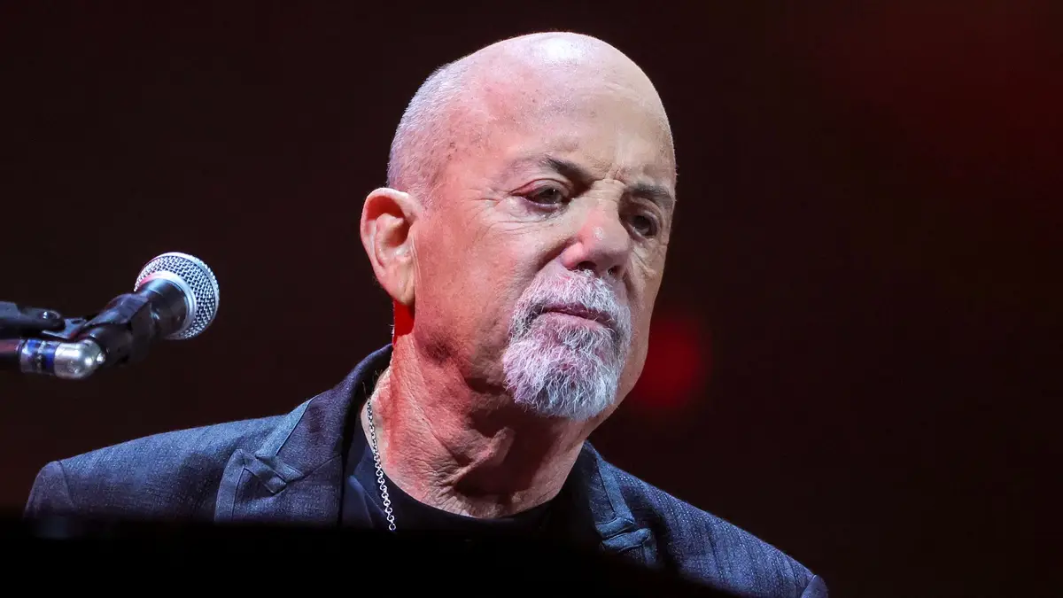 Billy Joel shares 'difficult' message after brain surgery revelation0