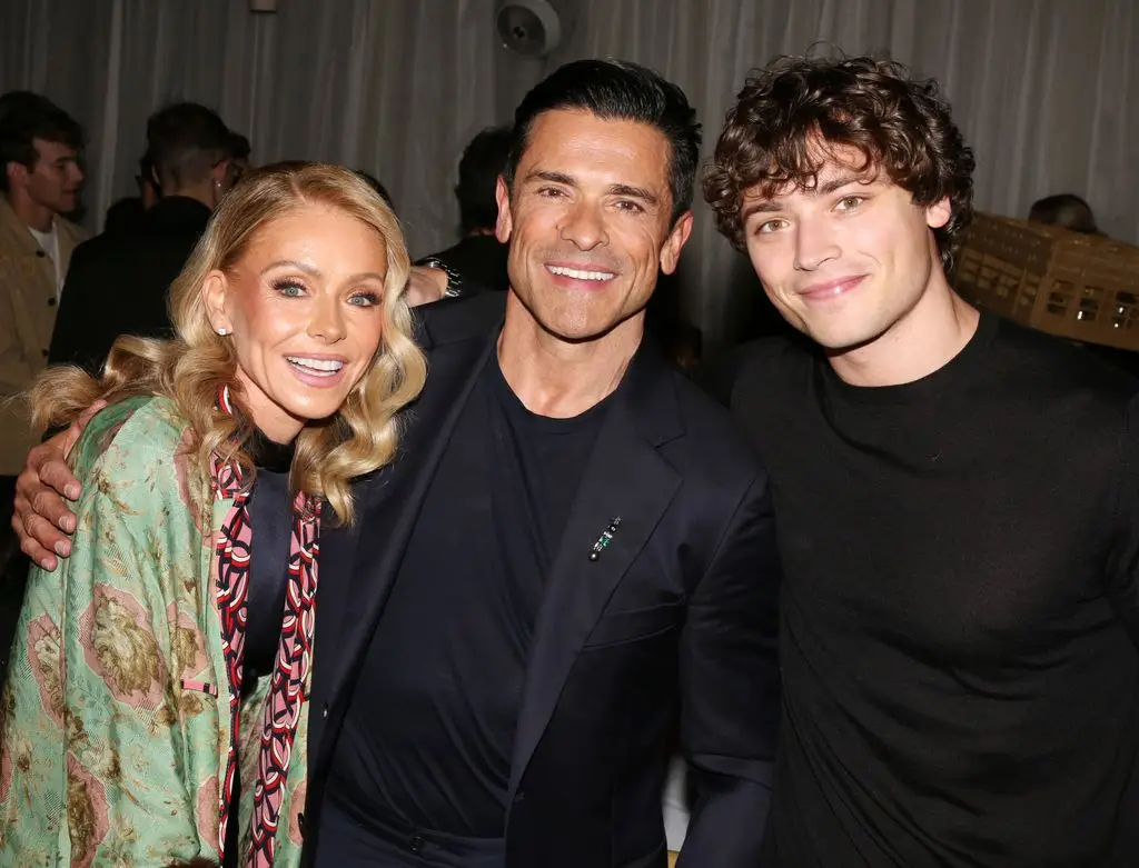 Mark Consuelos reveals he's undergoing "major" surgery3
