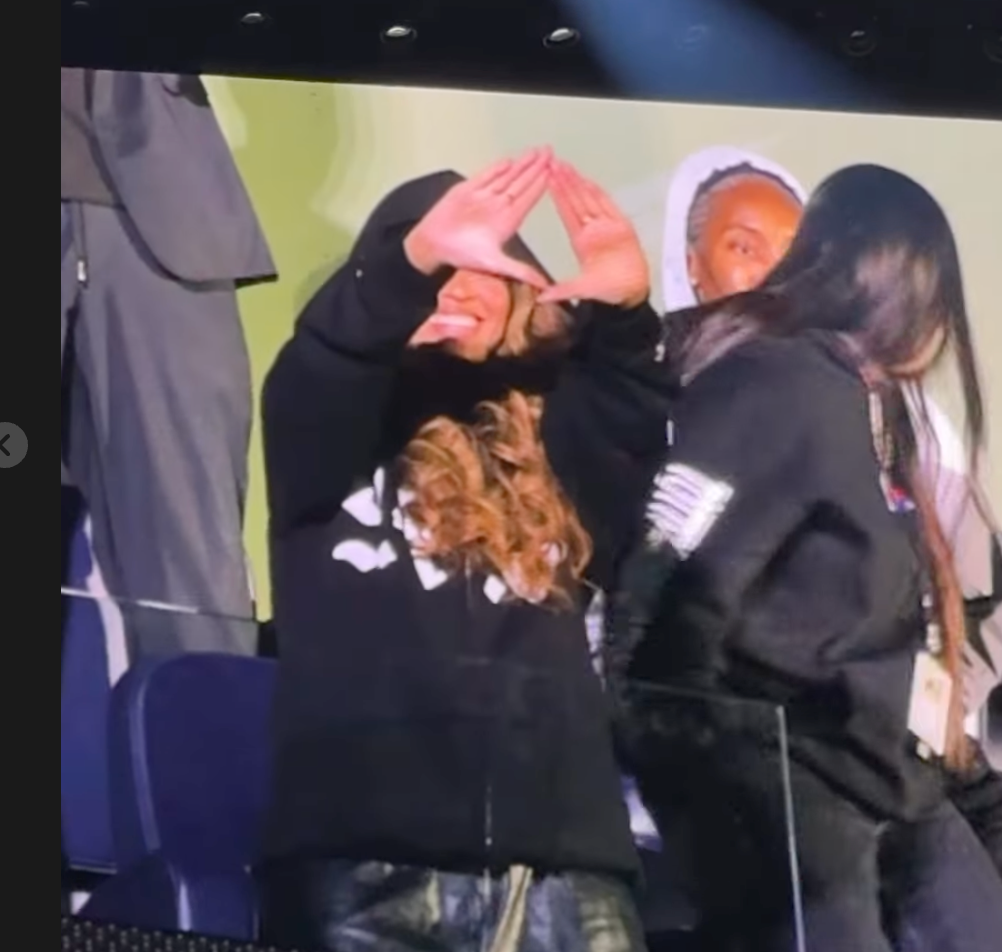 Billionaire Beyonce slammed for selling $1k empty box: 'You have lost your mind'4
