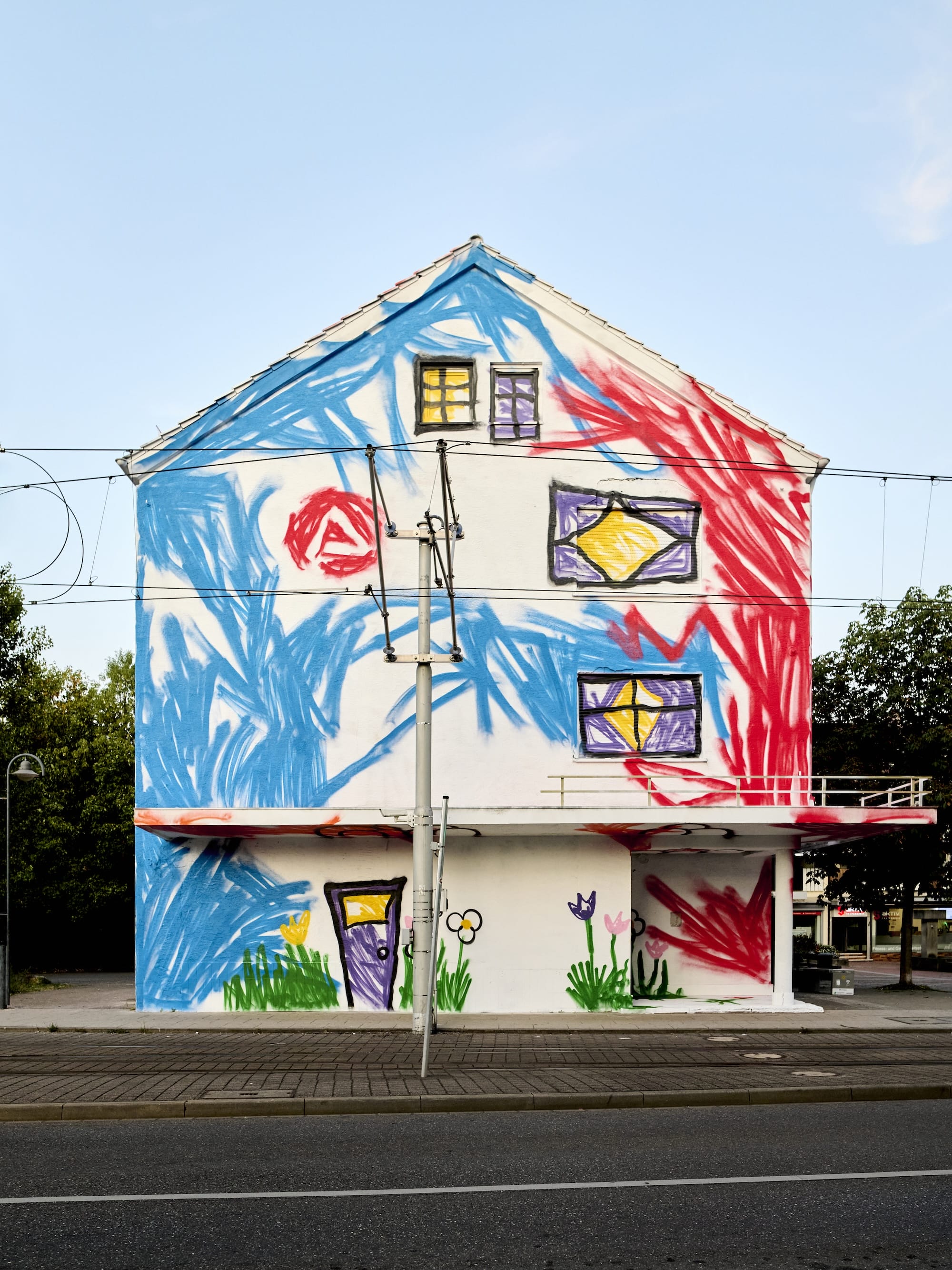 Could a Kid Do It? The Wa Transforms Buildings into Childlike Drawings8
