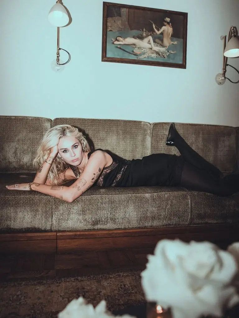 Miley Cyrus sizzles in daring lace dress at playful Chateau party3