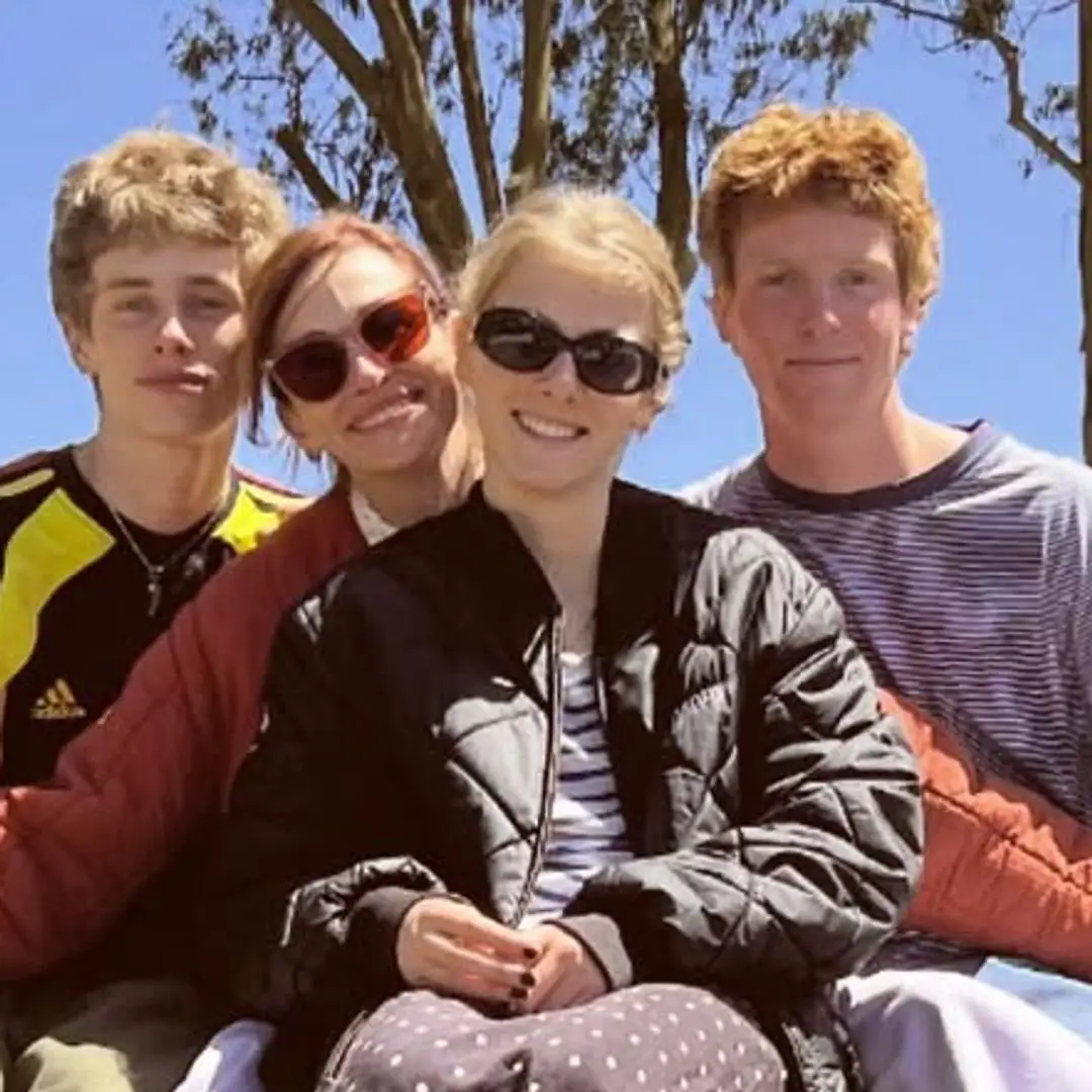 Julia Roberts' towering son Phinnaeus sports his mom's signature smile in ultra-rare solo public outing5