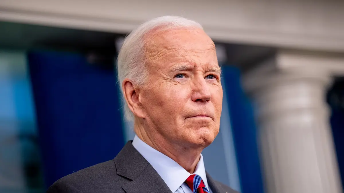 Unrecognizable Joe Biden looks like a young Tom Cruise in handsome throwback from his 20s0