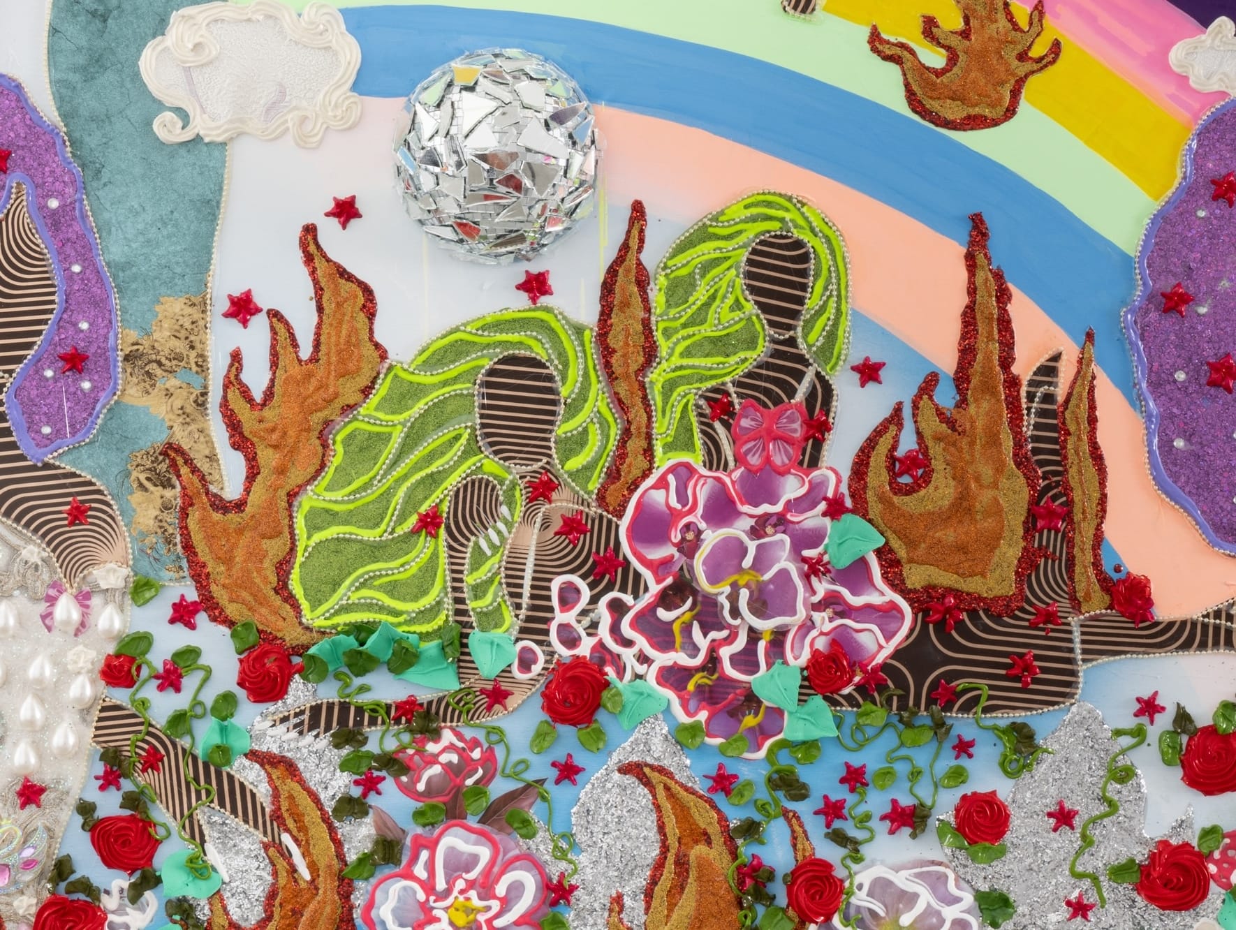 Edge-to-Edge Splendor Fills Maria Yolanda Liebana's Buoyant Paintings6