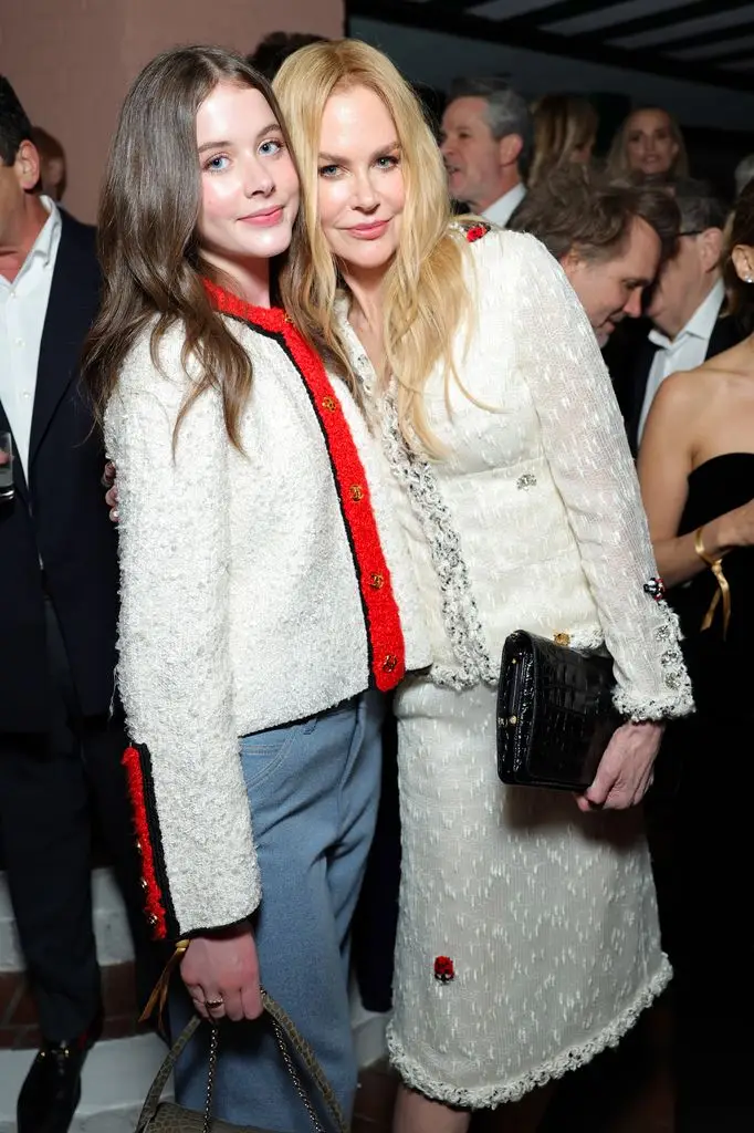Nicole Kidman's daughter Faith, 15, looks so grown up in rare appearance with famous mom4