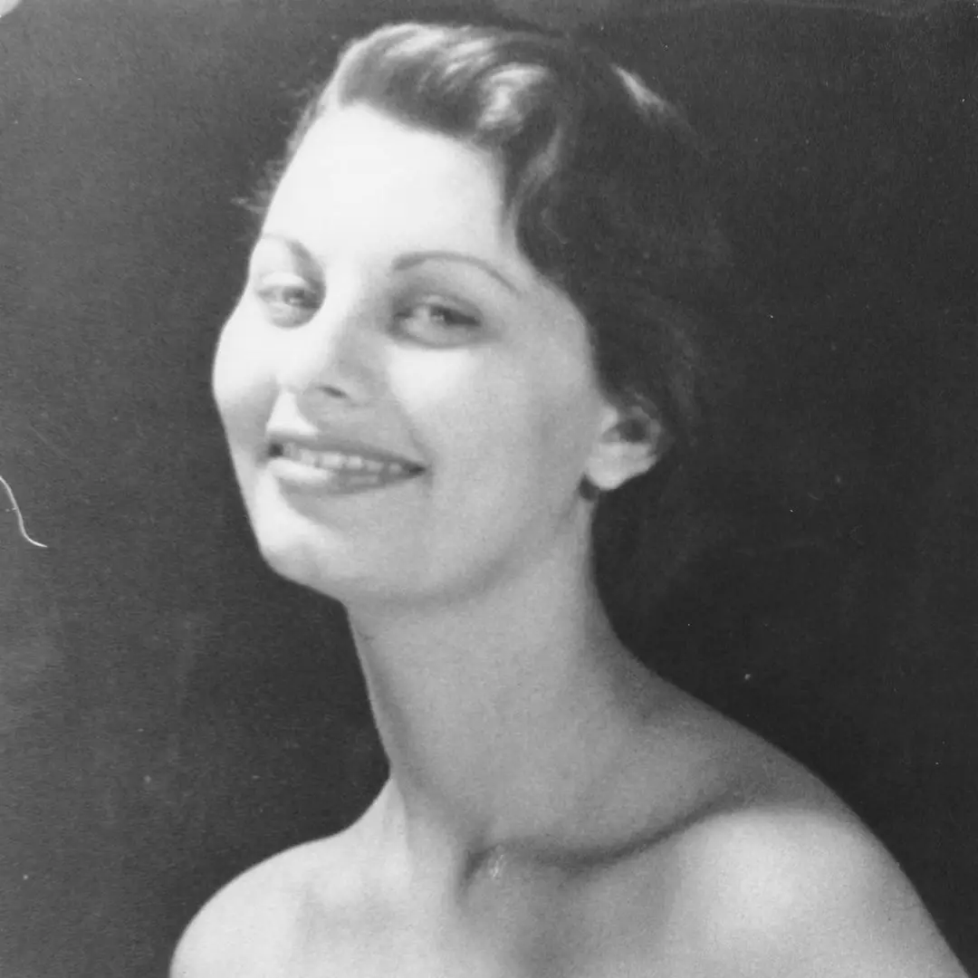 Sophia Loren turns 92! Her unrecognizable teen pageant days in photos1