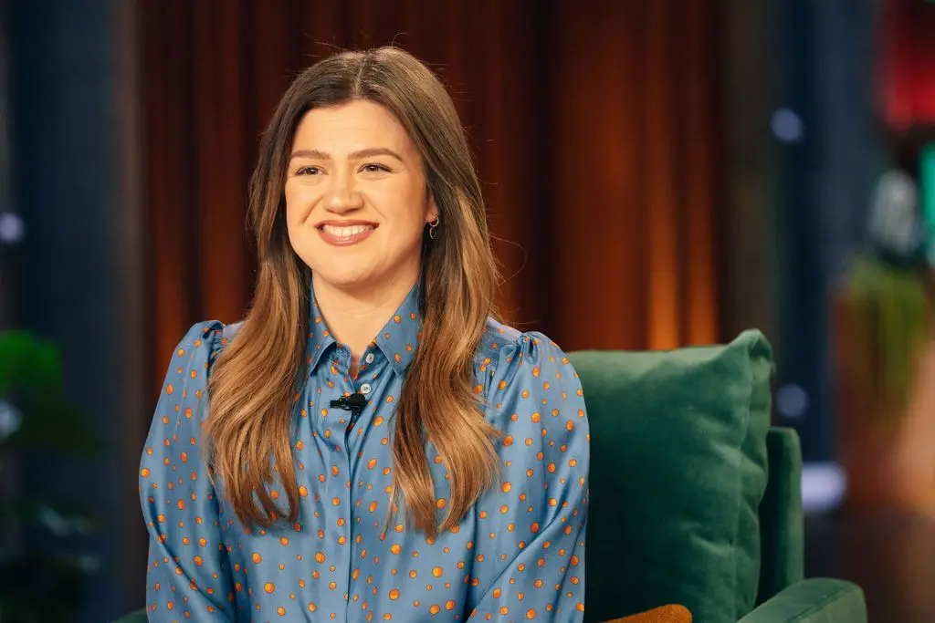 Kelly Clarkson's new hair transformation leaves fans saying the same thing3