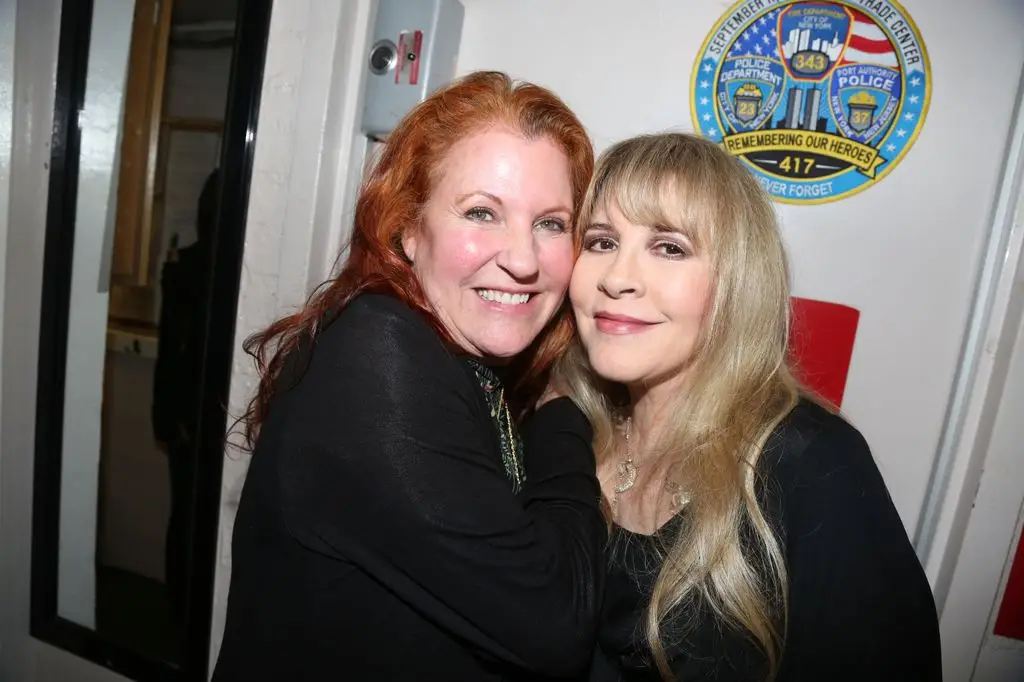 Stevie Nicks inundated with support from fans after loss of younger brother Christopher3
