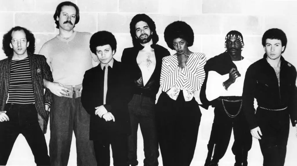 Can you identify these 15 famous one hit wonders from just one line?30