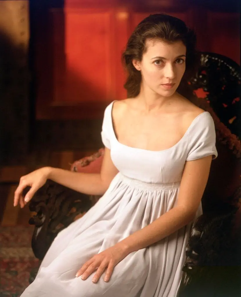 What happened to Matthew Broderick's '80s co-star Mia Sara after admitting acting was 'not a happy career'3