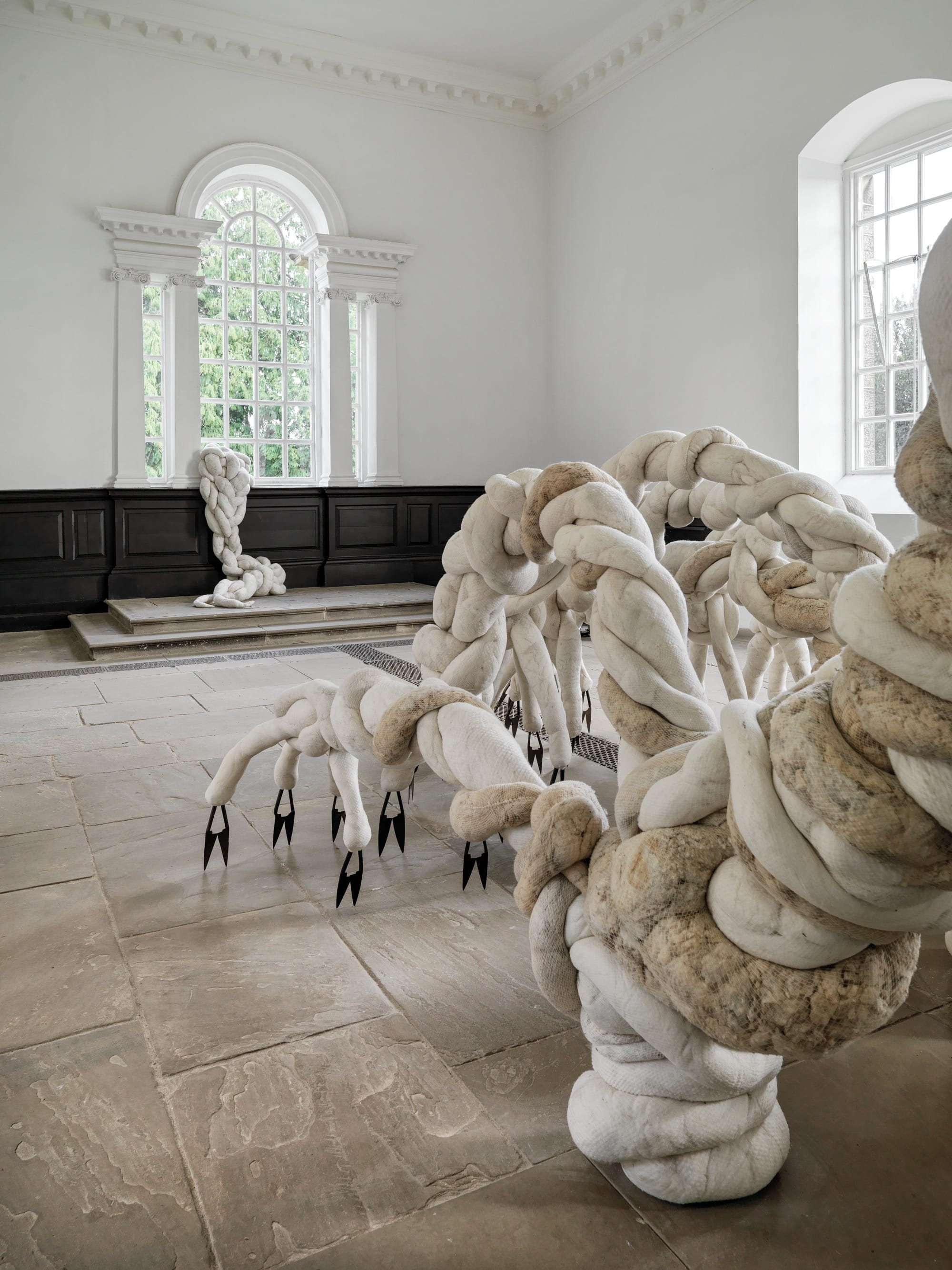 A Giant Wool Form by Nicola Turner Heaves and Skitters Through an 18th-Century Chapel1