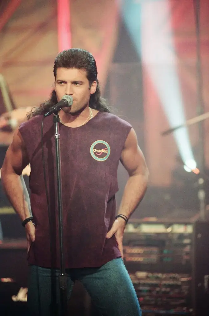 Billy Ray Cyrus brings back wild '90s look: 'Made a new mullet'1