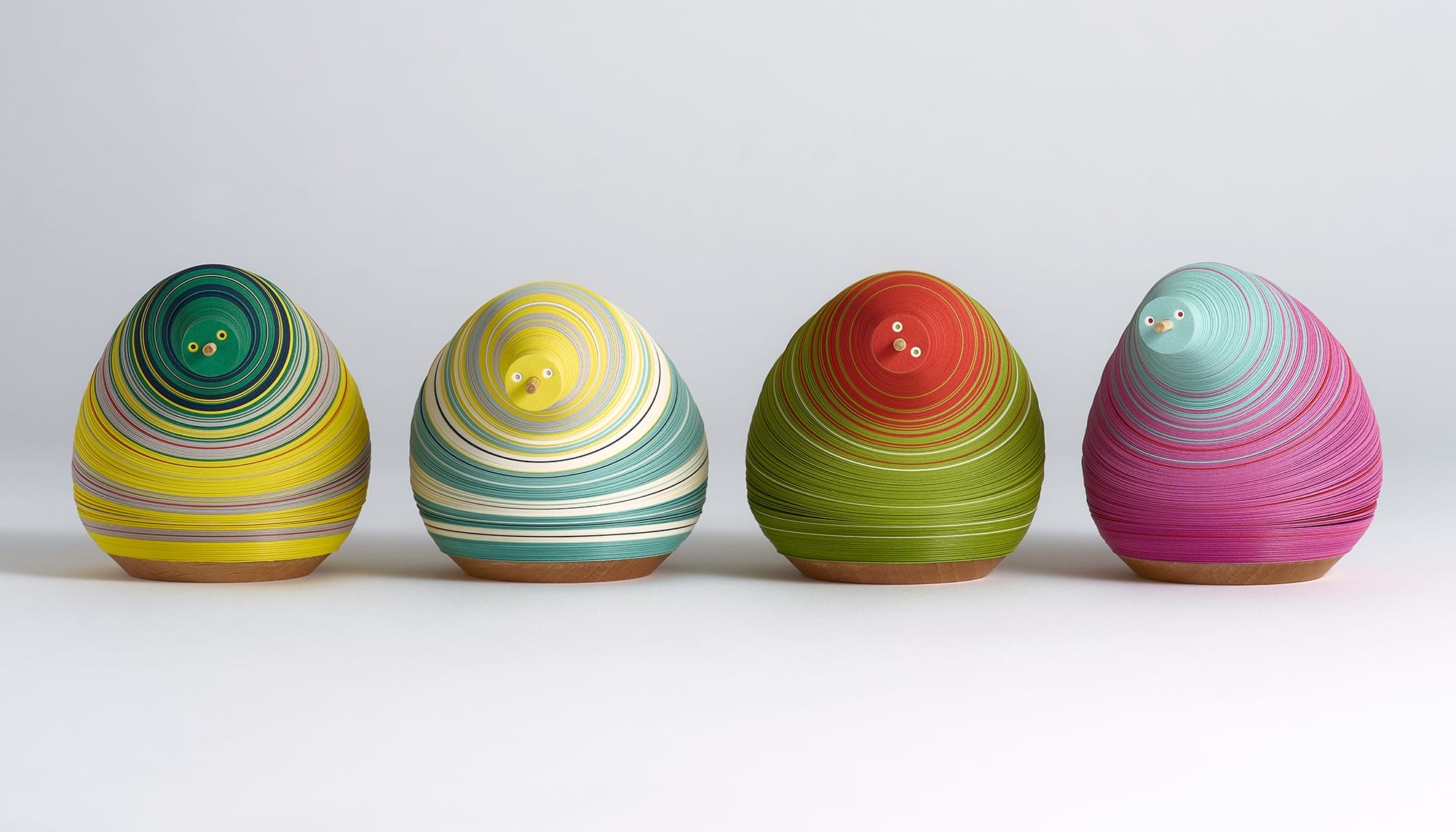 Say Hello to PÉPET, a Pear-Shaped, Palm-Size Paper Pal3