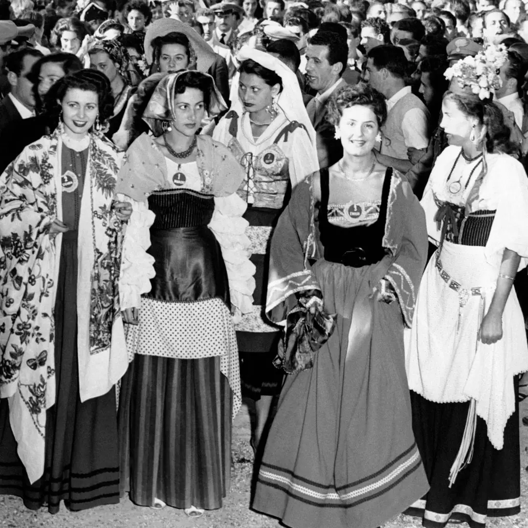 Sophia Loren turns 92! Her unrecognizable teen pageant days in photos3