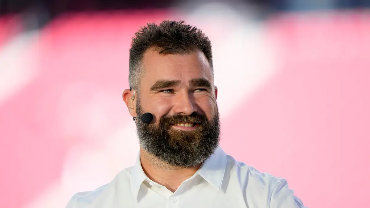 Jason Kelce looks unrecognizable without his bushy beard in must-see college photos0