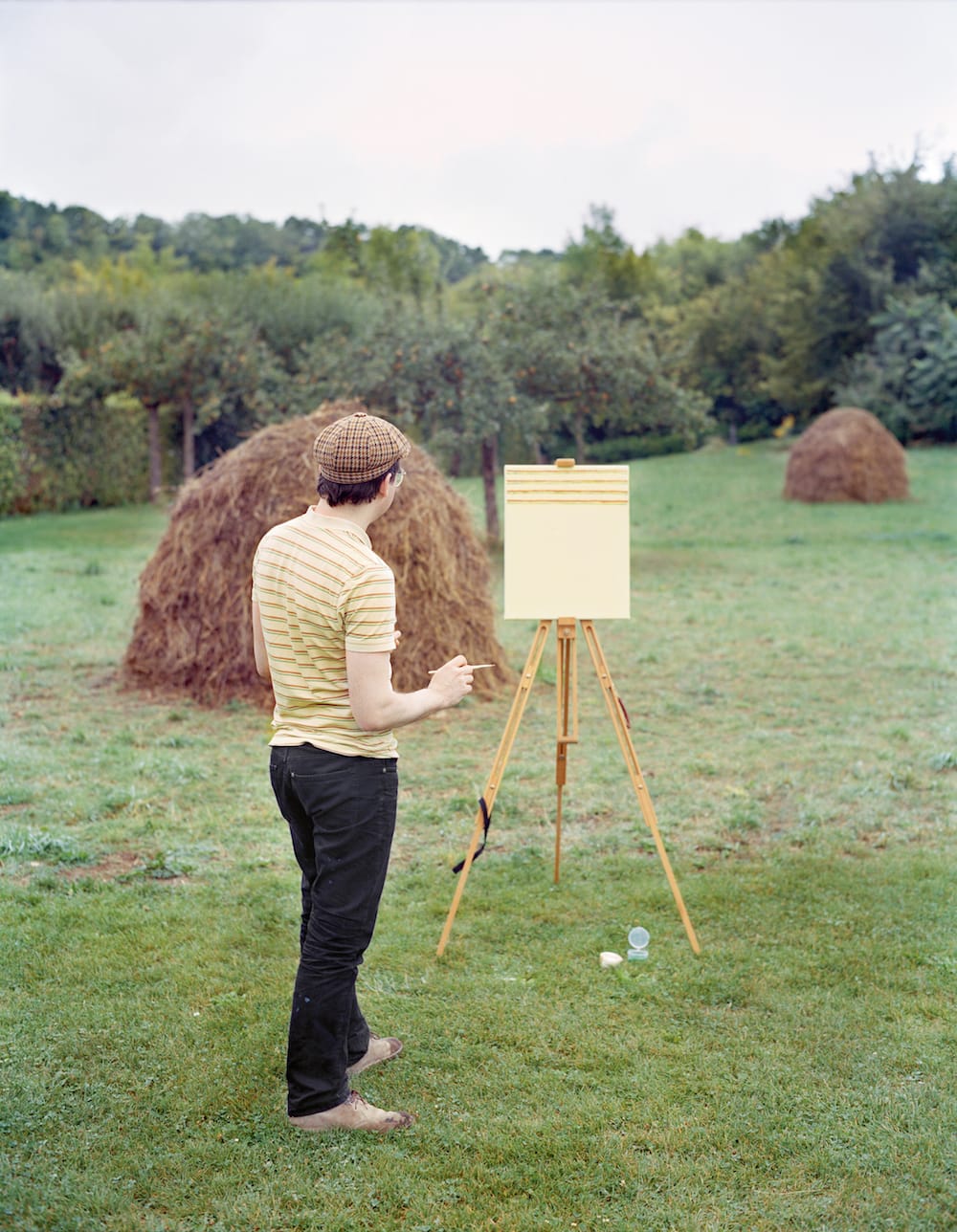A Collaborative Duo Pokes Fun at Plein Air Painting Through Photographic Series2