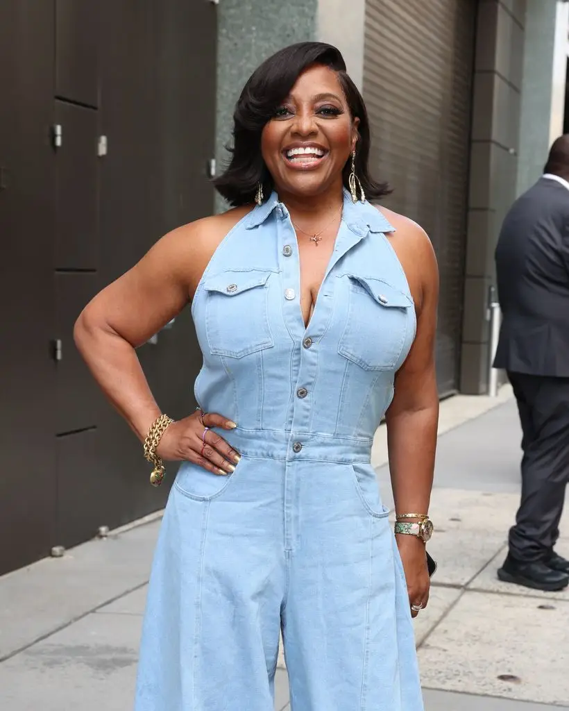 Sherri Shepherd showcases svelte figure in strapless gown following 50-lb weight loss journey5