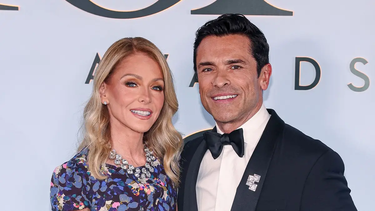 Kelly Ripa and Mark Consuelos discuss future of their marriage: 'I actually think that's where it ends'0
