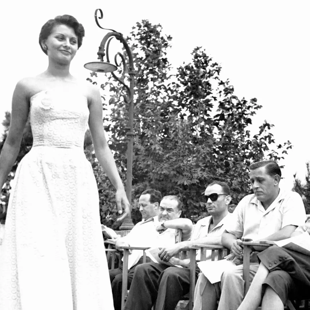 Sophia Loren turns 92! Her unrecognizable teen pageant days in photos2