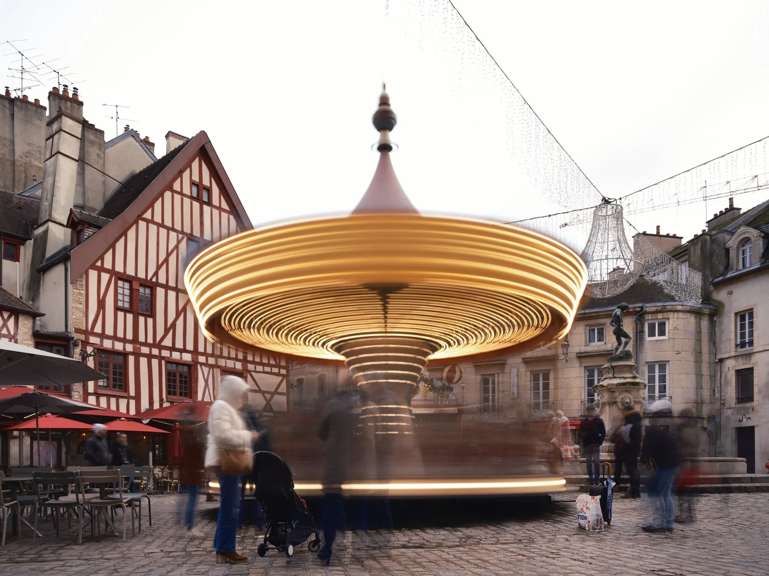 Europe's Carousels Eternally Whirl in Luca Battaglia's Nostalgic Photos5