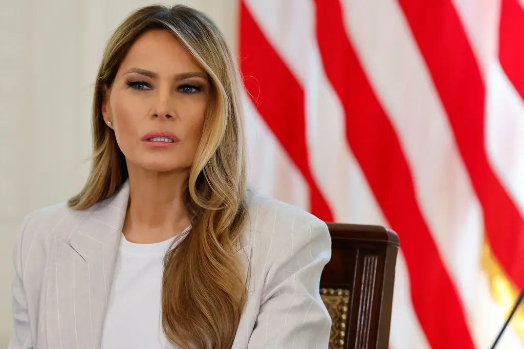 Melania Trump looks truly unrecognizable in teenage modeling photos - 11 years before she met Donald2