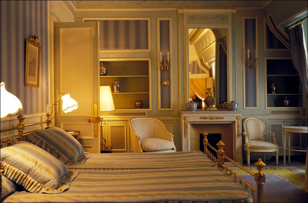 Coco Chanel's iconic Parisian homes that capture her eclectic style in 7 photos6