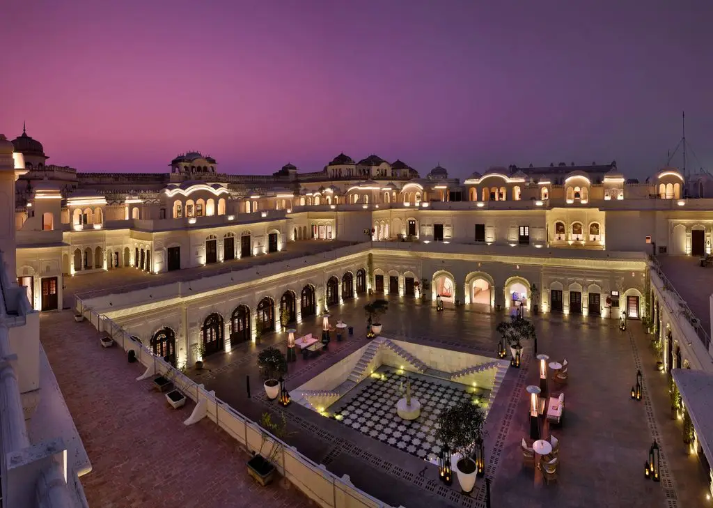 I stayed in an 18th-century palace in India and left feeling like royalty2