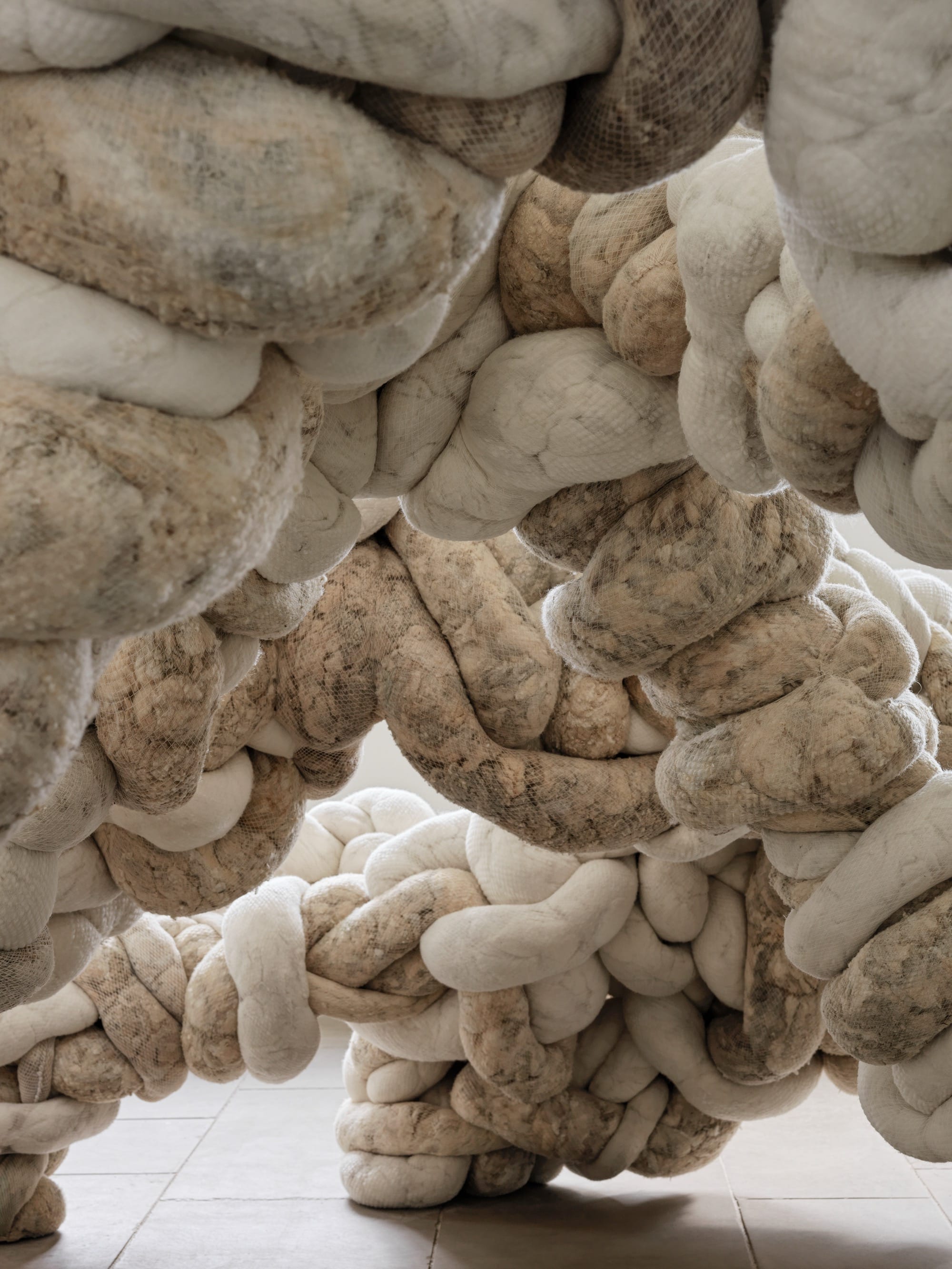 A Giant Wool Form by Nicola Turner Heaves and Skitters Through an 18th-Century Chapel4