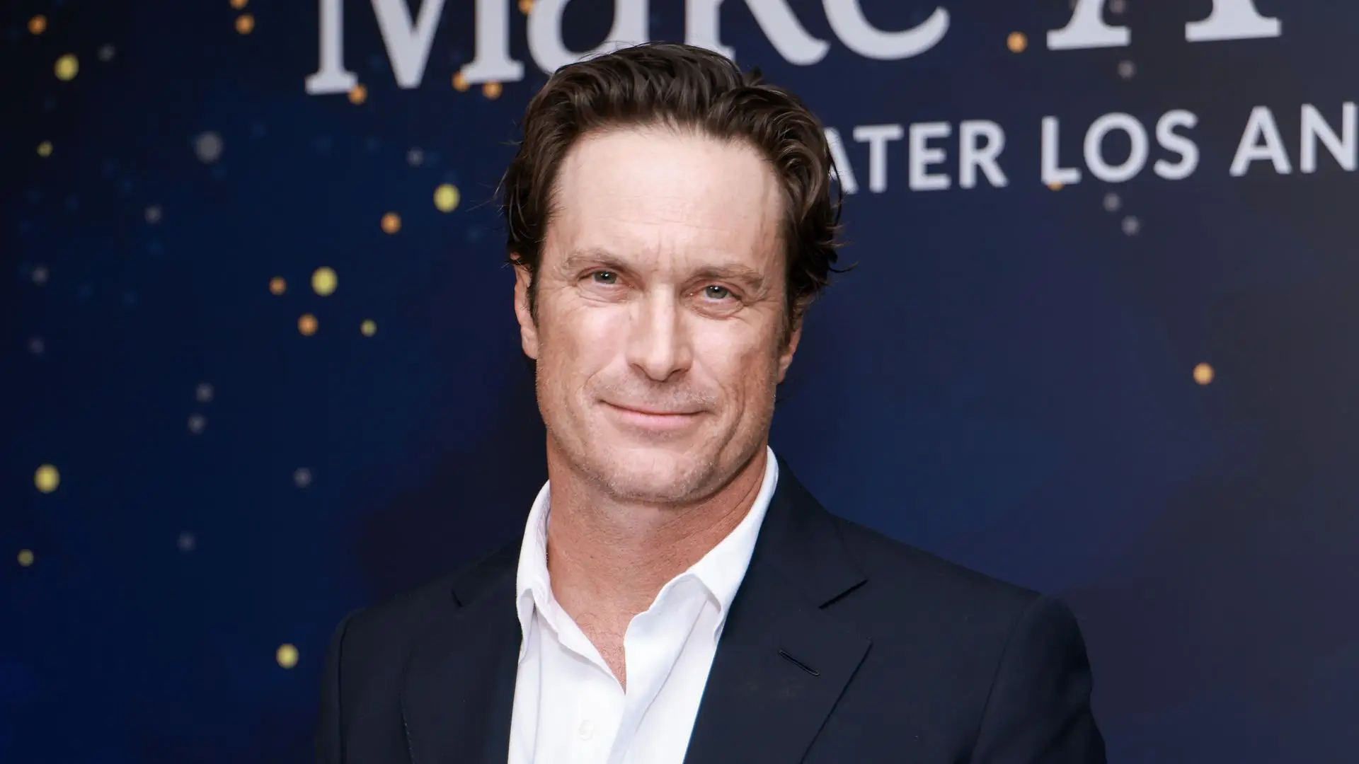 Inside Oliver Hudson's relationship with "absentee father" Bill Hudson after years-long estrangement0