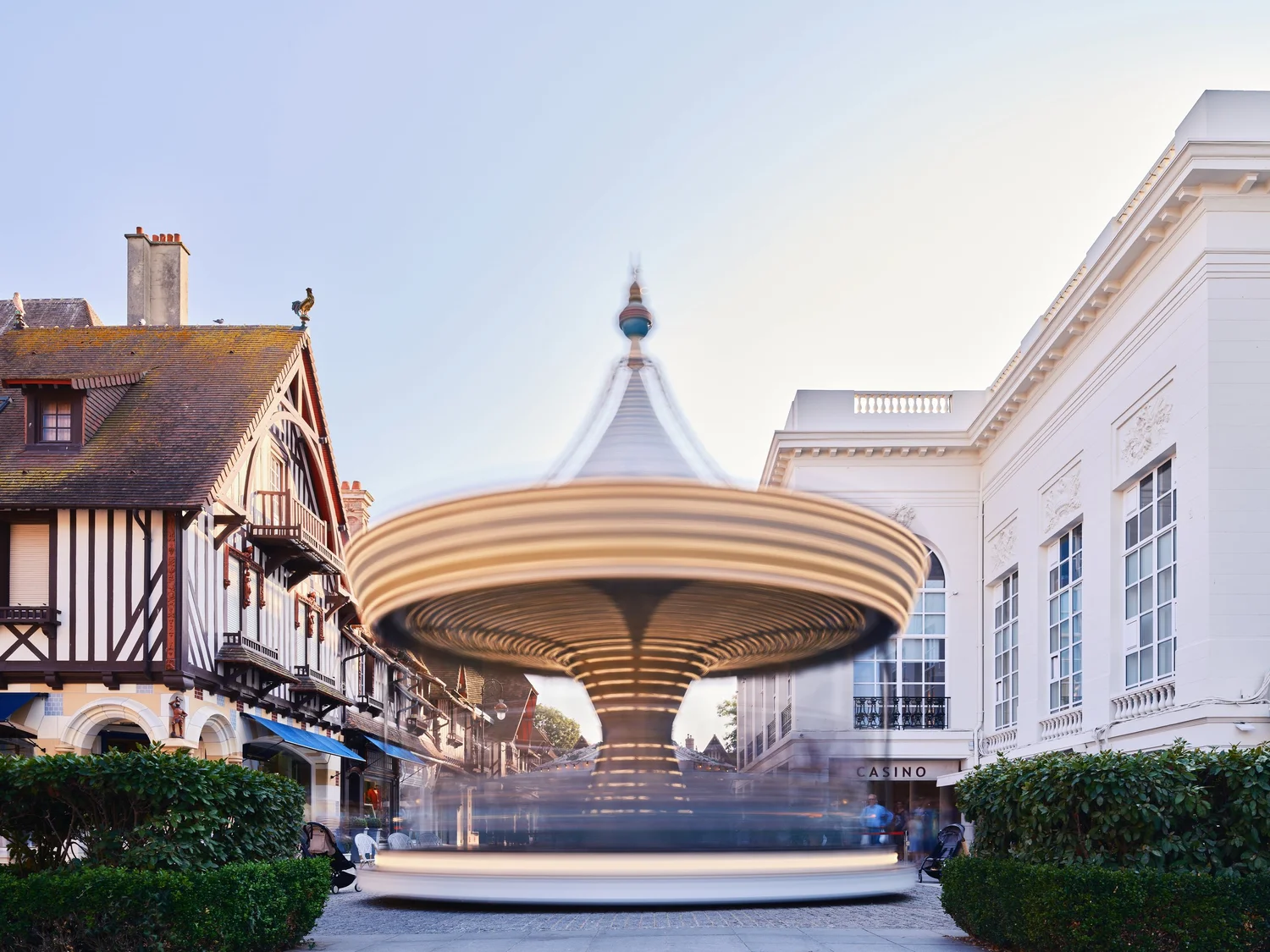 Europe's Carousels Eternally Whirl in Luca Battaglia's Nostalgic Photos8