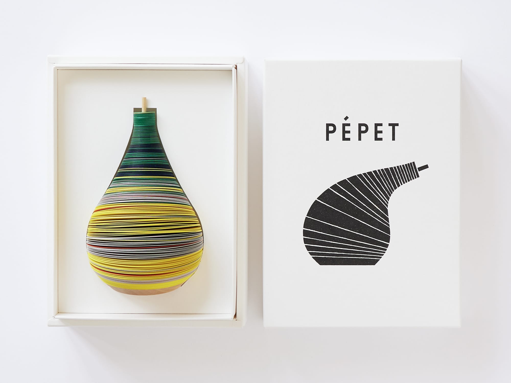 Say Hello to PÉPET, a Pear-Shaped, Palm-Size Paper Pal6