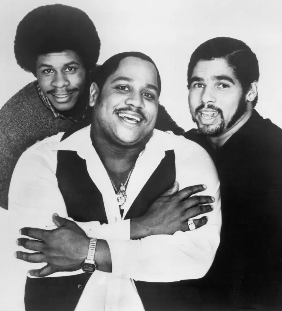 Can you identify these 15 famous one hit wonders from just one line?16