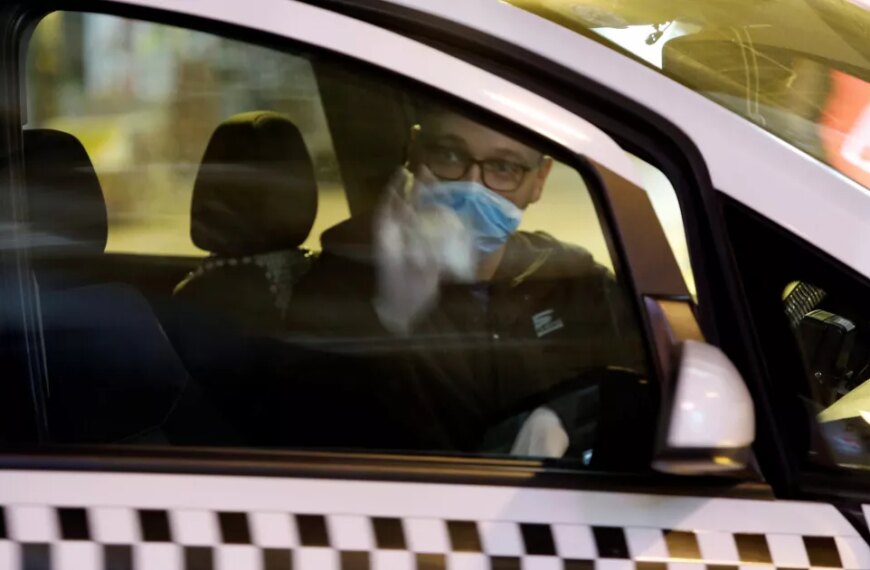Uber вимагатиме фото у масках від пасажирів