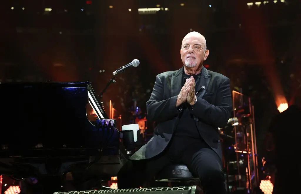 Billy Joel shares 'difficult' message after brain surgery revelation4